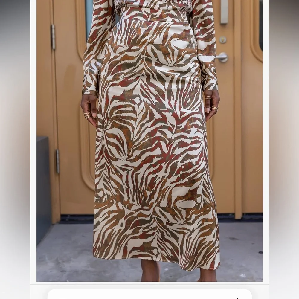 The Drop NWT CREAM BROWNS METALIC ANIMAL SATINY Print MIDI MAXI Skirt - Picture 4 of 7